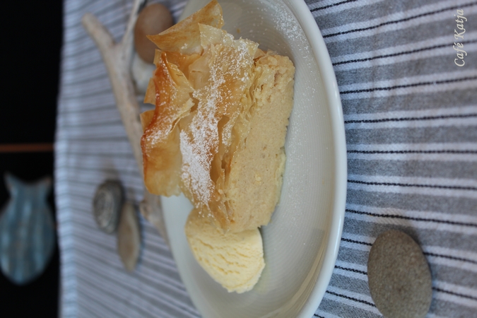 bougatsa